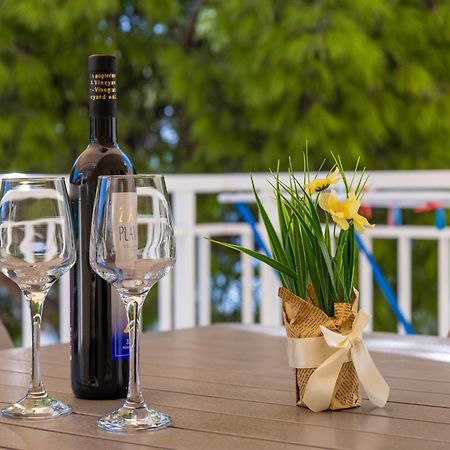 Rosemary Apartments Duće Екстериор снимка