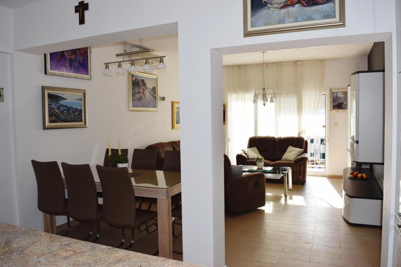 Rosemary Apartments Duće Екстериор снимка
